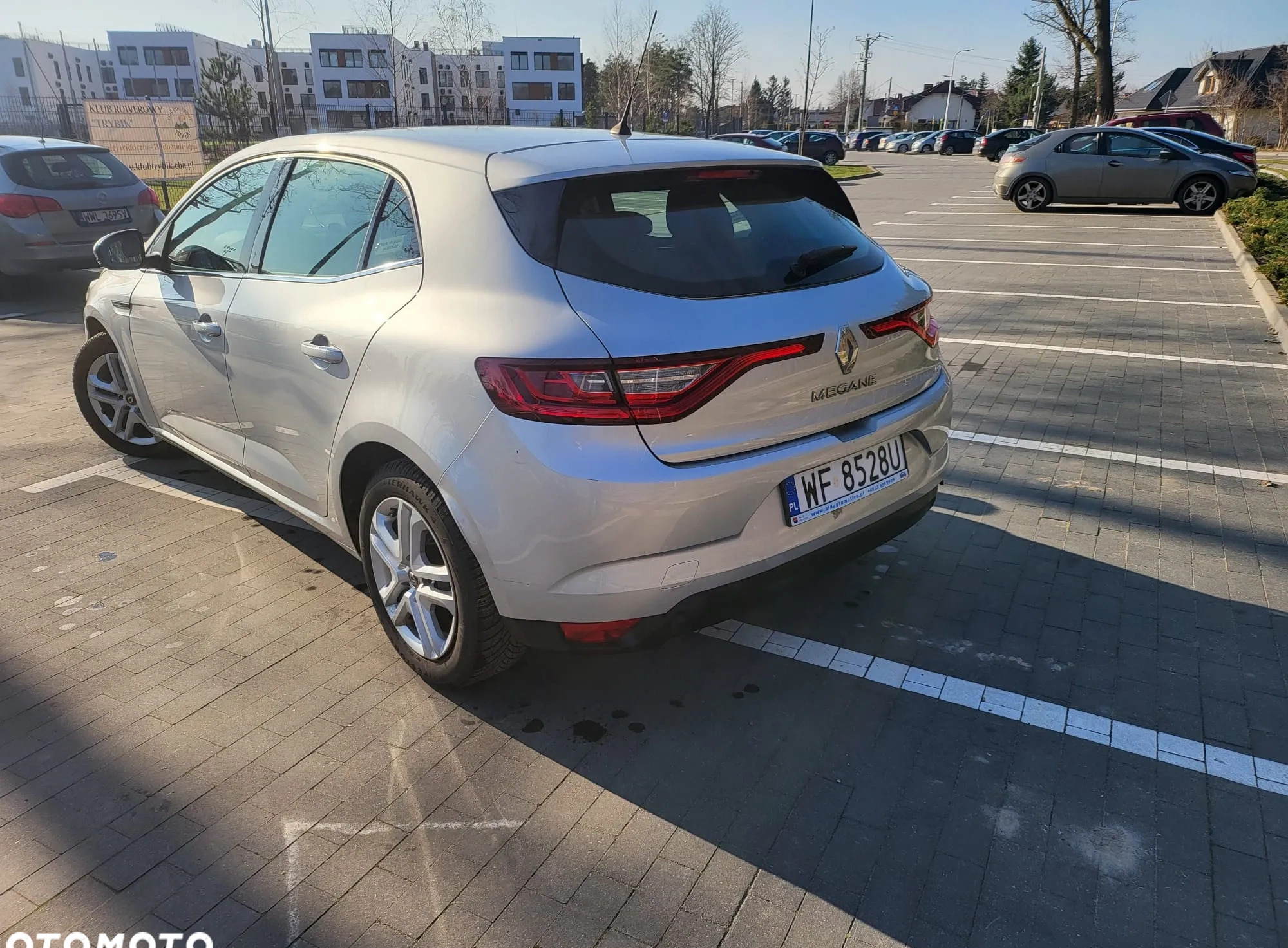 Renault Megane cena 47500 przebieg: 84376, rok produkcji 2020 z Marki małe 596